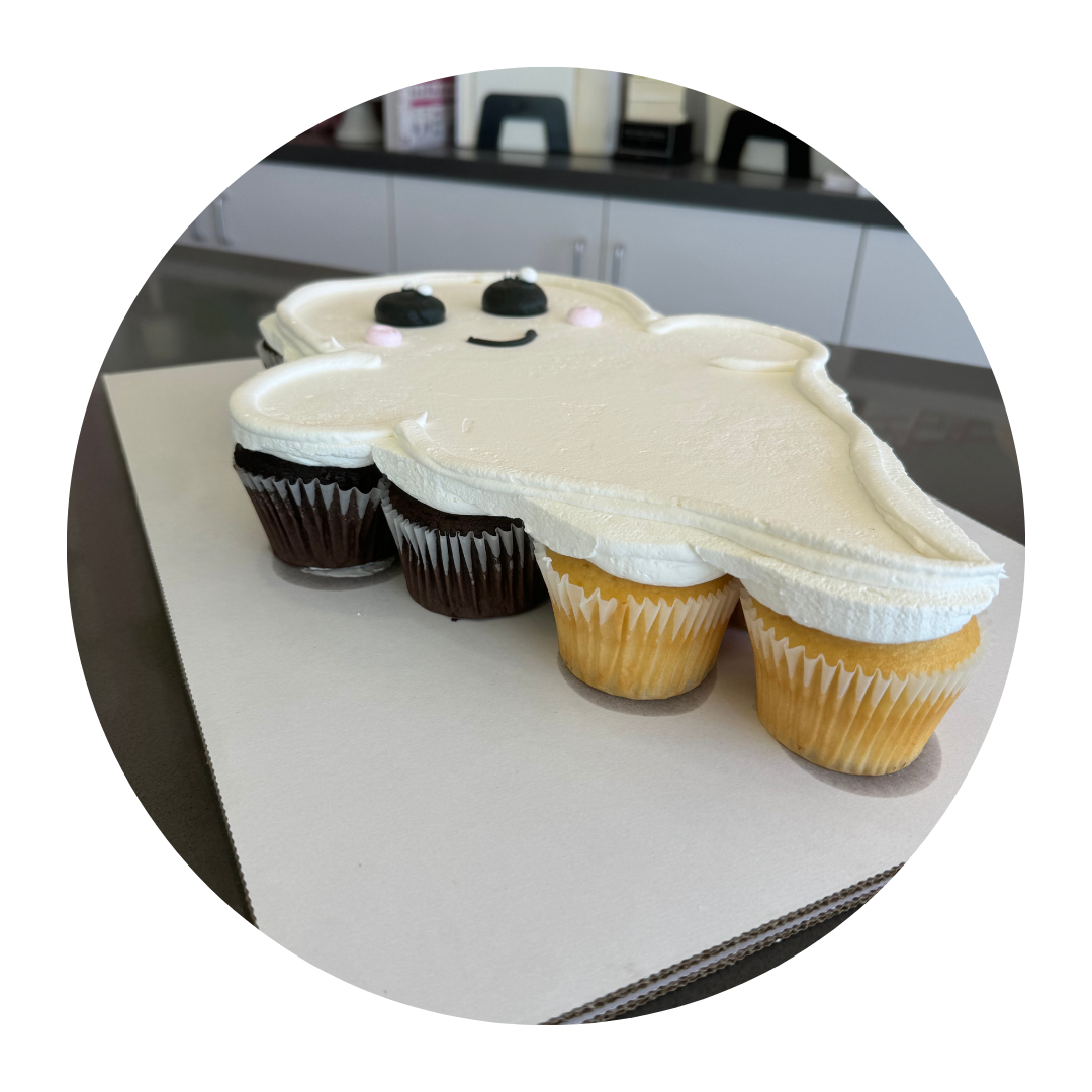 Halloween Ghost Pull-Apart Cupcake Cake